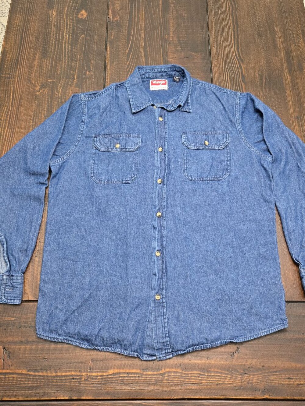 Wrangler Premium Quality Denim Shirt Mens M Blue 100% Cotton Button Down EUC
